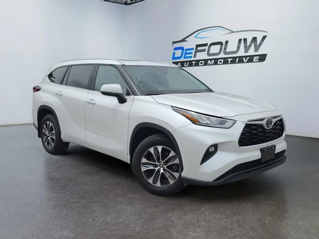 2025 Toyota Highlander LE