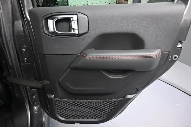 New 2026 Granite Crystal Metallic Clearcoat Jeep Shadow Ops image 23