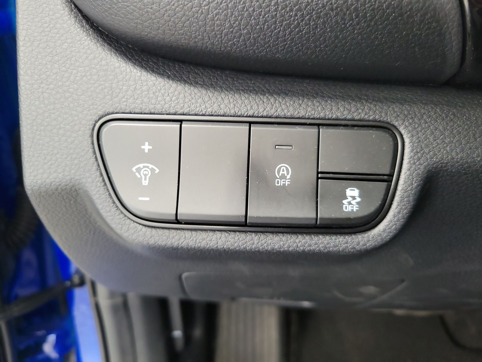 Used 2025 Blue Kia S image 12