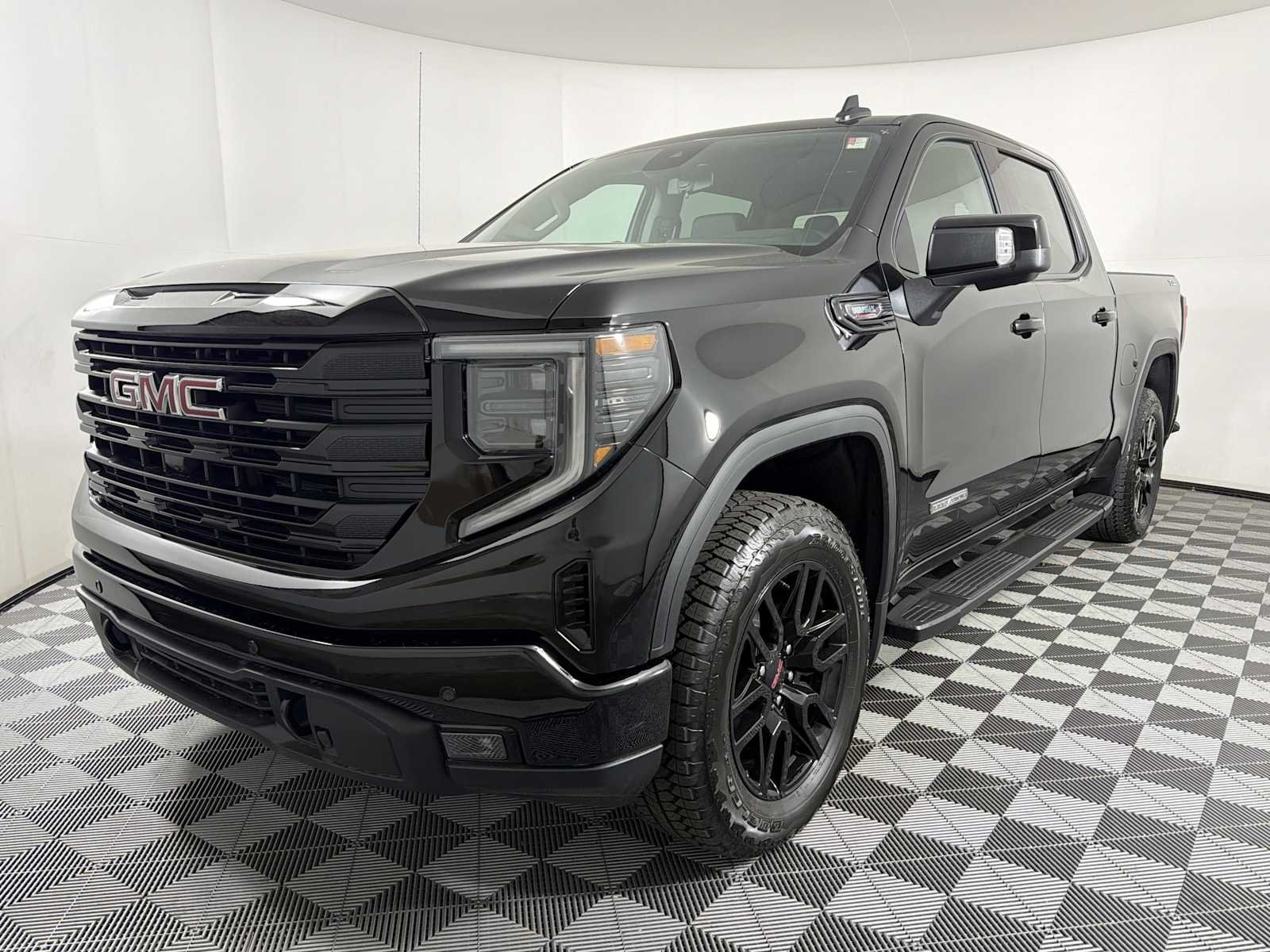New 2026 Onyx Black GMC Elevation image 3