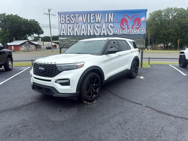 2023 Ford Explorer ST-Line