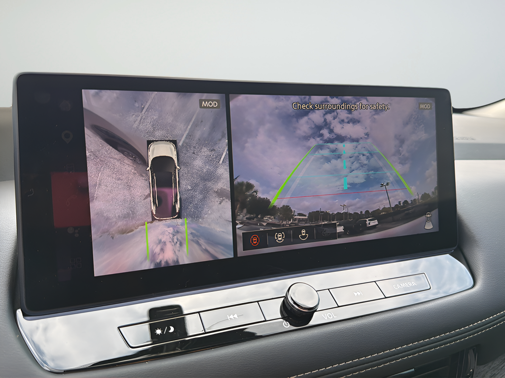 New 2026 Silver Nissan Platinum image 25