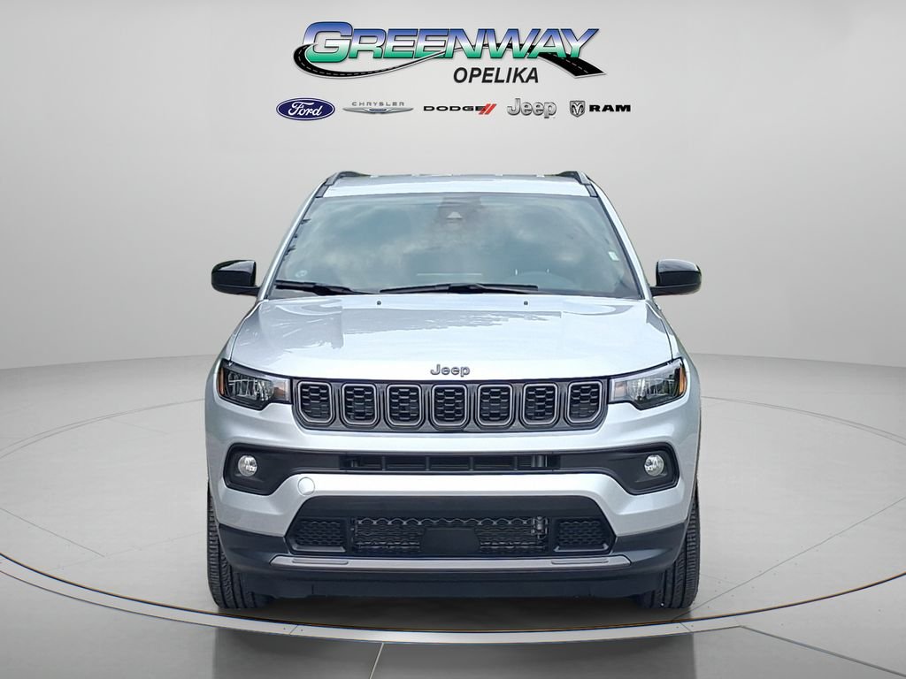 Used 2025 Silver Jeep Latitude image 2