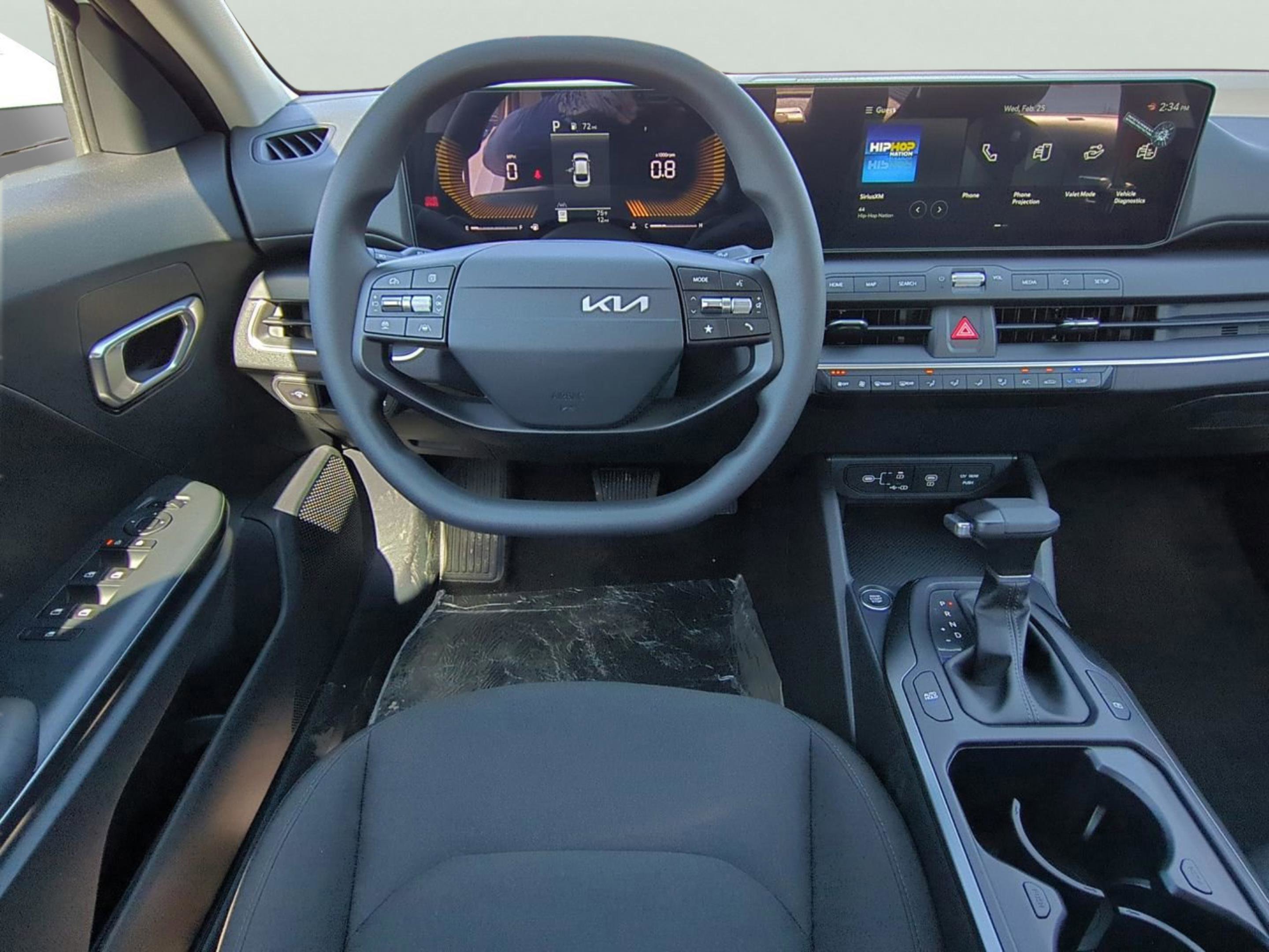 New 2026 Snow White Pearl Kia LX image 13