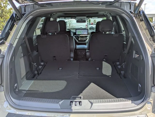 New 2026 Marsh Gray Ford Tremor® image 13