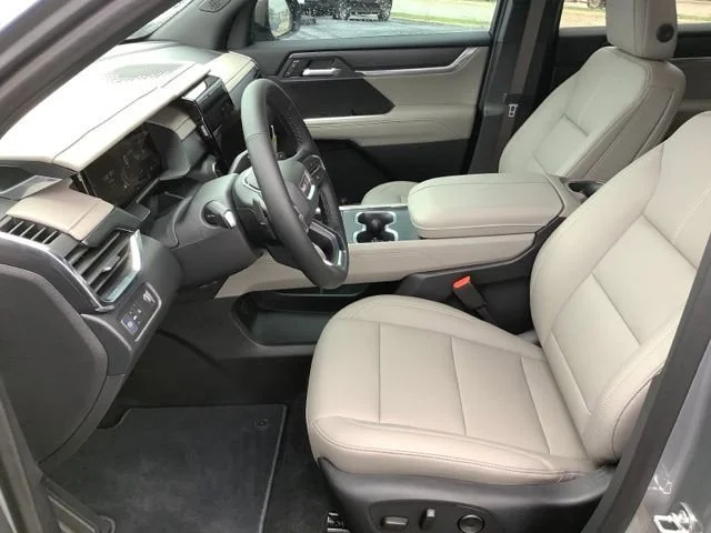2026 GMC Acadia Elevation - Photo 13
