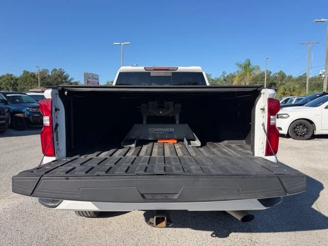 Used 2022 White Chevrolet LTZ image 9