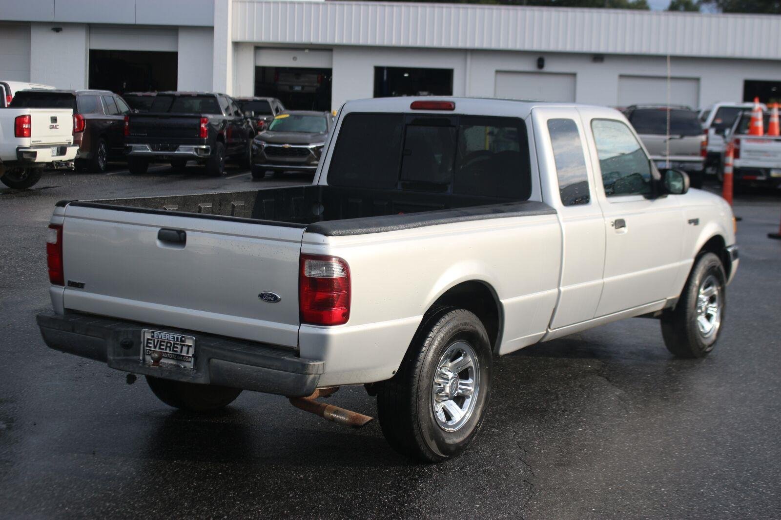Used 2003 Silver Ford XL Fleet image 7