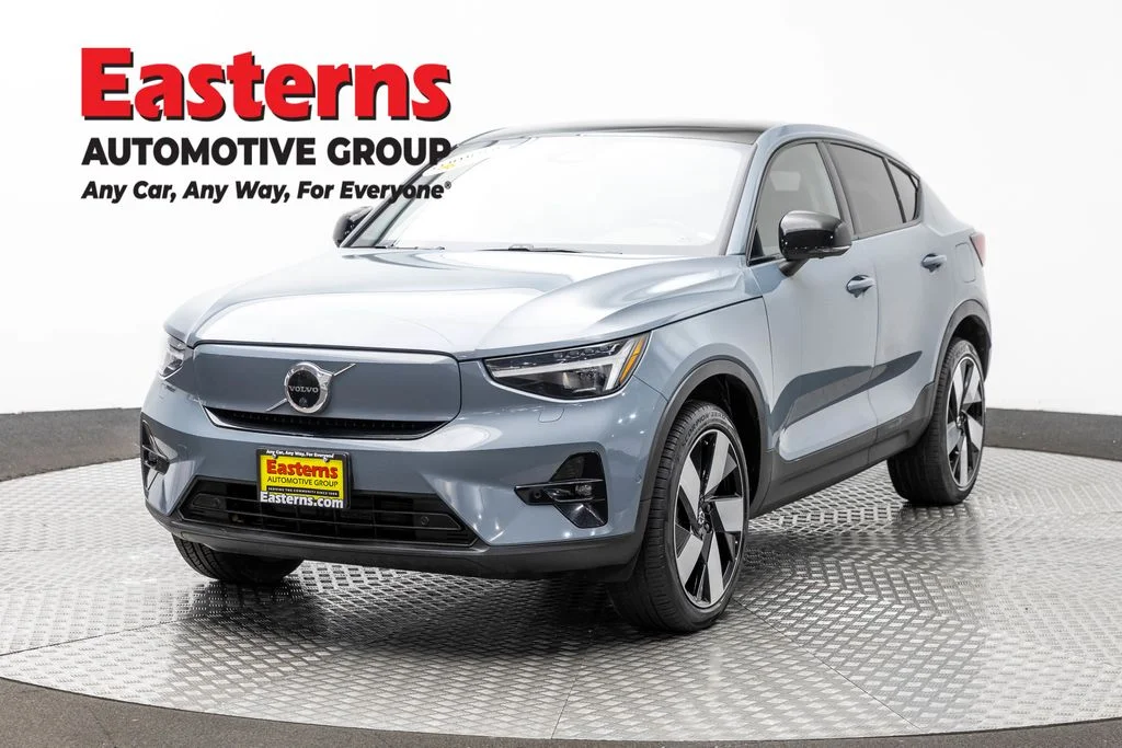 Used 2023 Gray Volvo Ultimate image 1