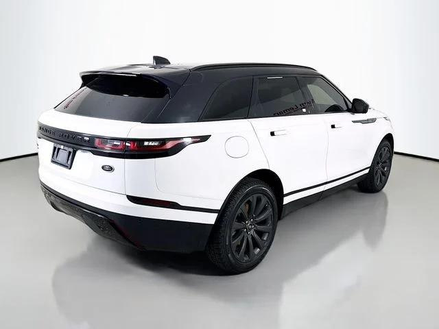 Used 2021  Land Rover S image 7