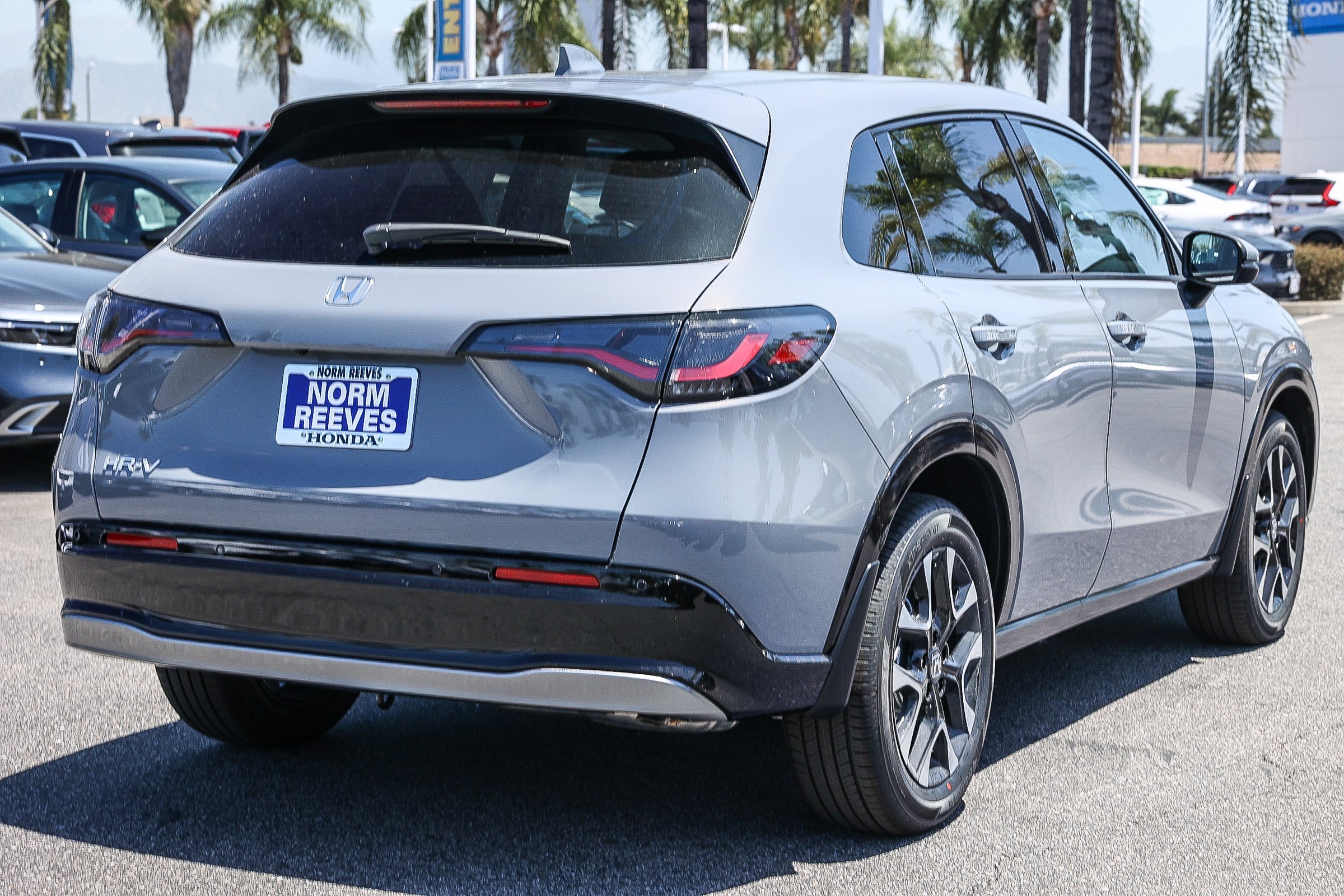 New 2027 Urban Gray Pearl Honda EX-L 2WD CVT image 6