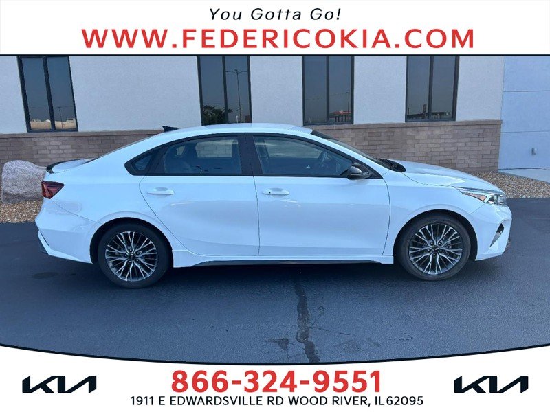 2022 Kia Forte GT-Line AT's photo