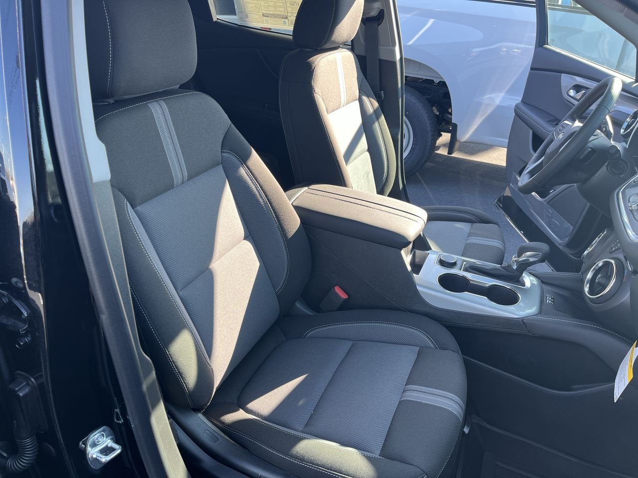 2025 Chevrolet Blazer 2LT - Photo 77