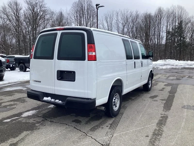 2025 Chevrolet Express Cargo Work Van - Photo 7