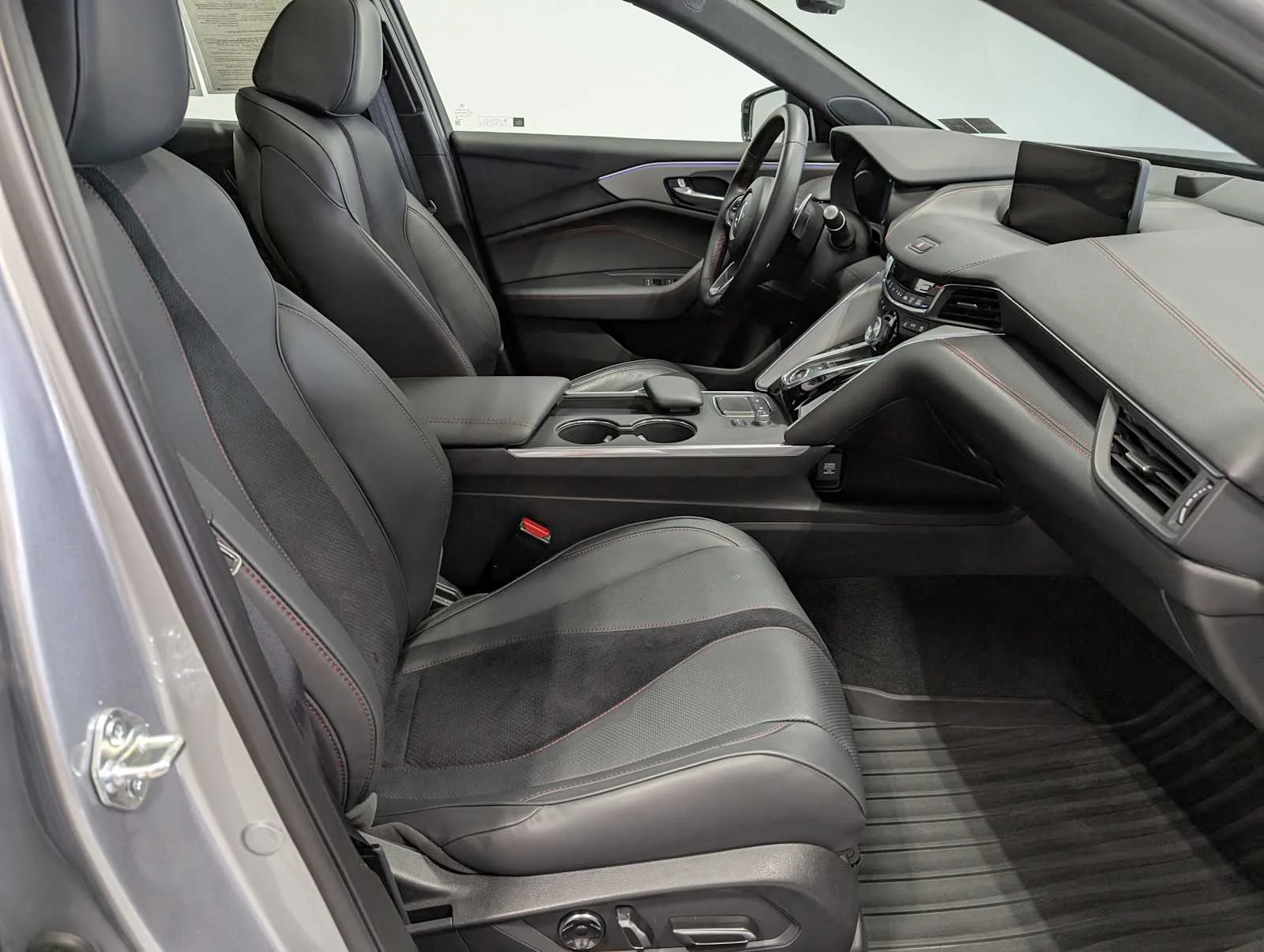 Used 2025 Lunar Silver Metallic Acura w/A-Spec Package image 42