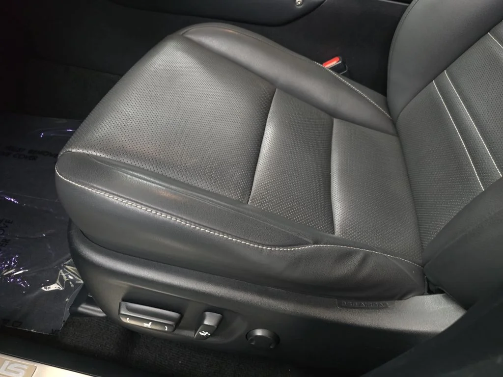 Used 2017 Silver Lexus 200t image 30