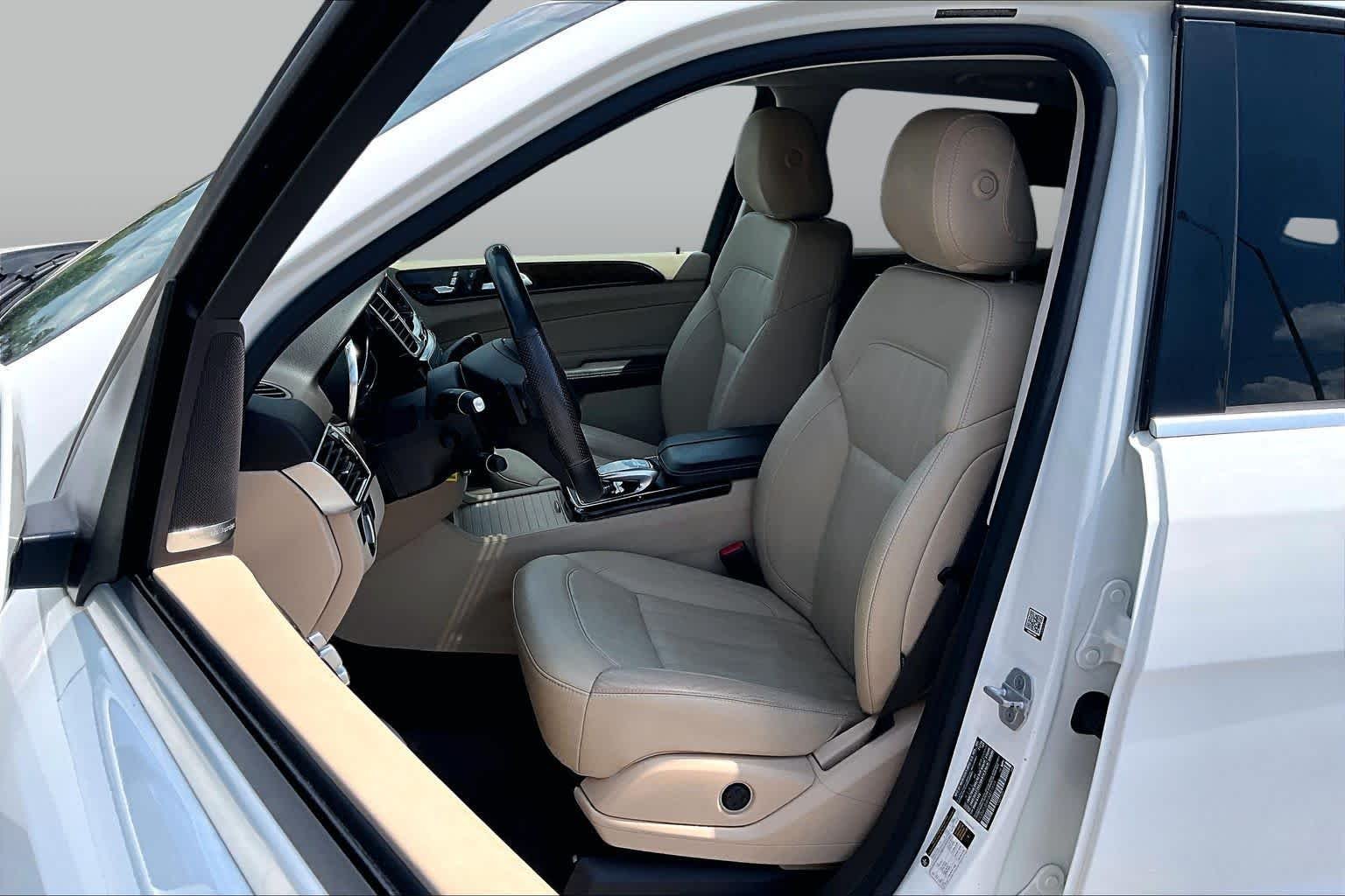 Used 2017 Polar White Mercedes-Benz GLE 350 image 8