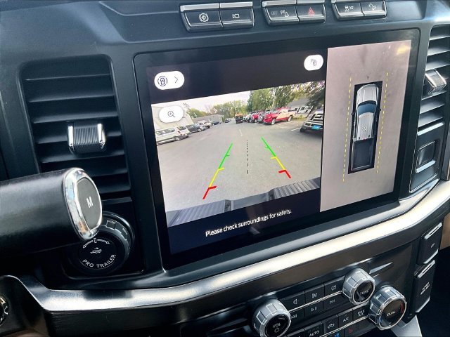 Used 2023 Black Metallic Ford Lariat image 27