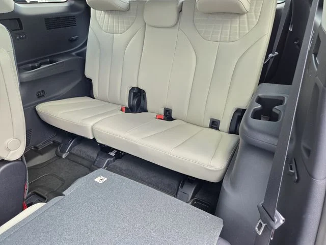 Used 2025 Gray Hyundai Limited image 12