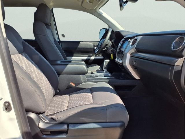Used 2021 White Toyota SR5 image 14