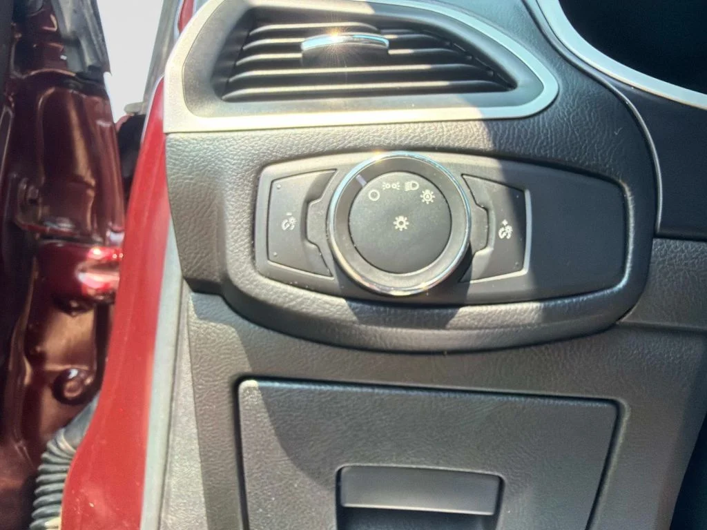 Used 2017 Red Ford SEL image 31