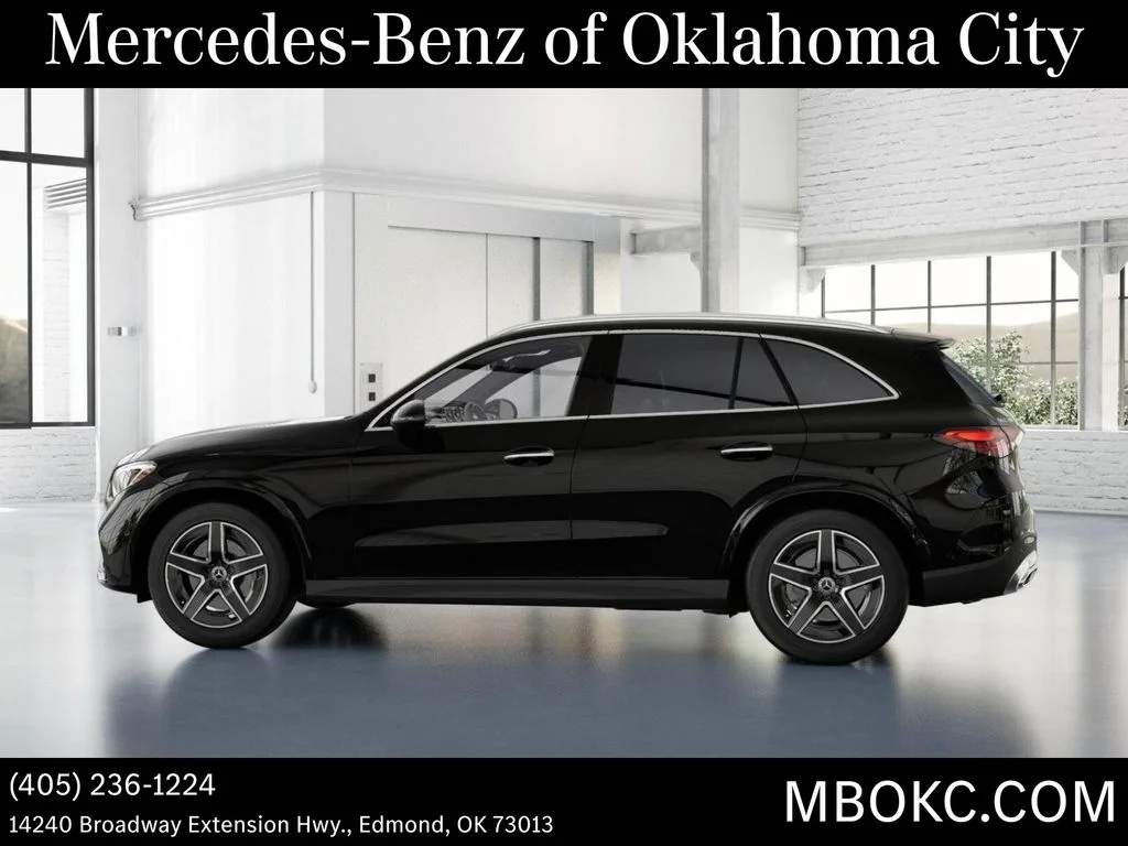 Used 2026 Black Mercedes-Benz GLC 300 image 34