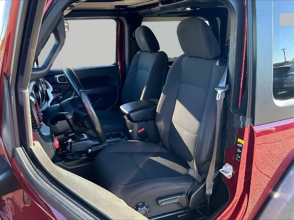 Used 2022 Snazzberry Pearlcoat Jeep Sport S image 21