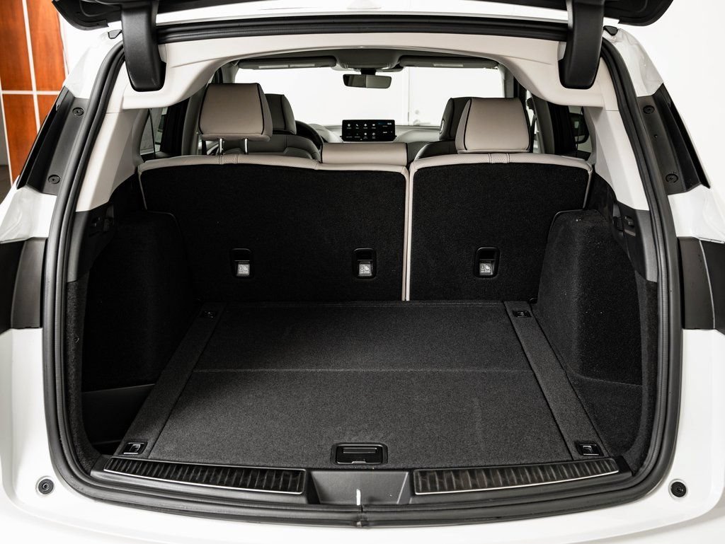 Used 2026 Platinum White Acura Advance Package image 20