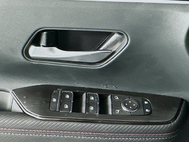 2025 Nissan Kicks SR AWD - Photo 17