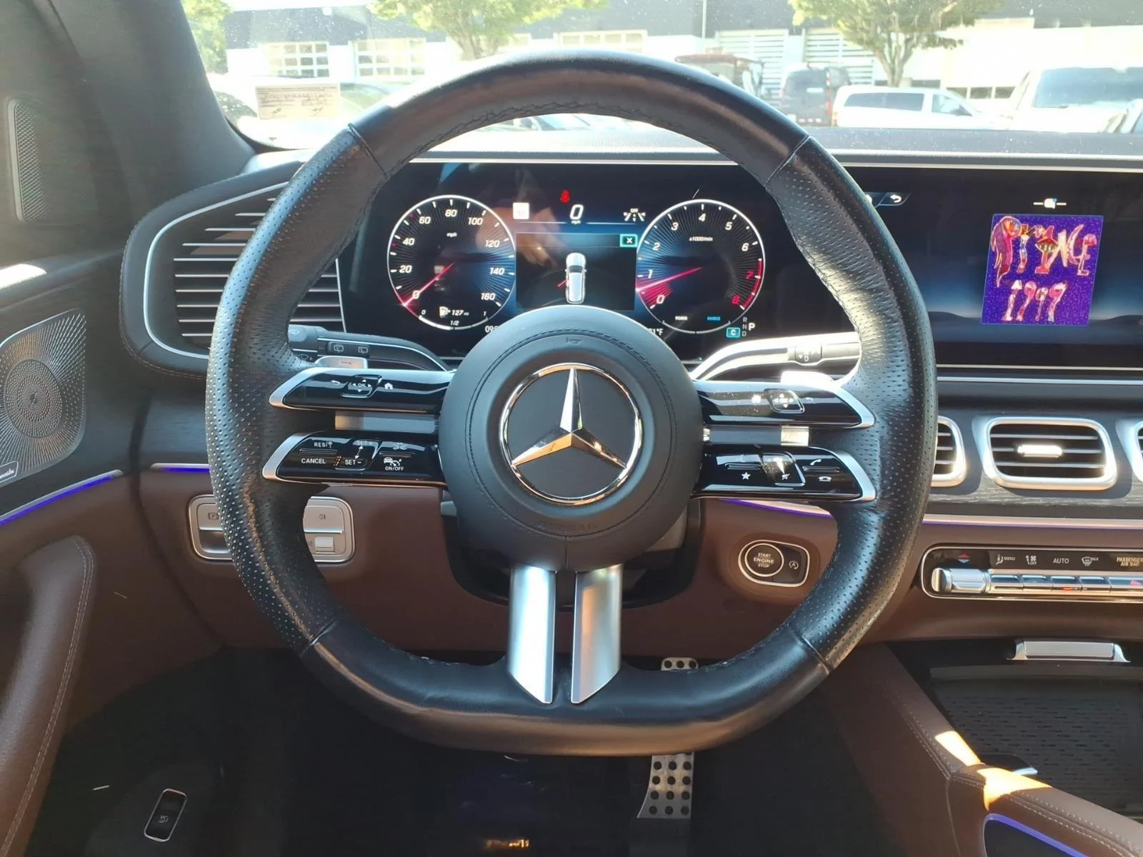 Used 2025 Obsidian Black Metallic Mercedes-Benz GLS 580 image 11