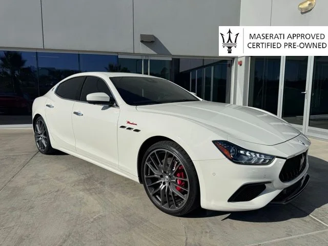 2022 Maserati Ghibli Modena Q4's photo