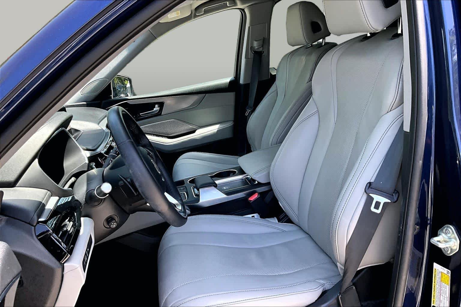 Used 2022 Fathom Blue Pearl Acura w/Technology Package image 8