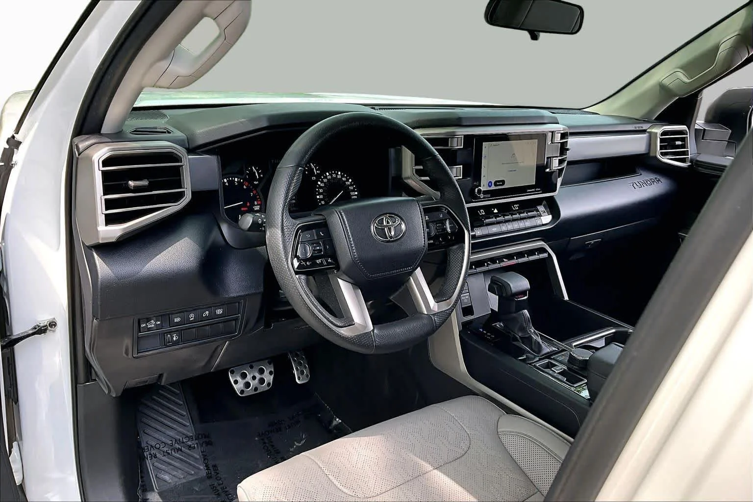 Used 2024 Ice Cap Toyota SR5 image 16