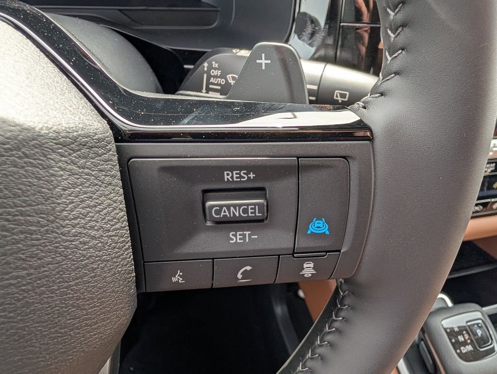 Used 2026 Gray Nissan Platinum image 18