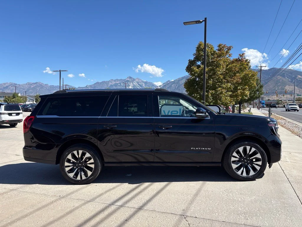 Used 2025 Black Ford Platinum image 3