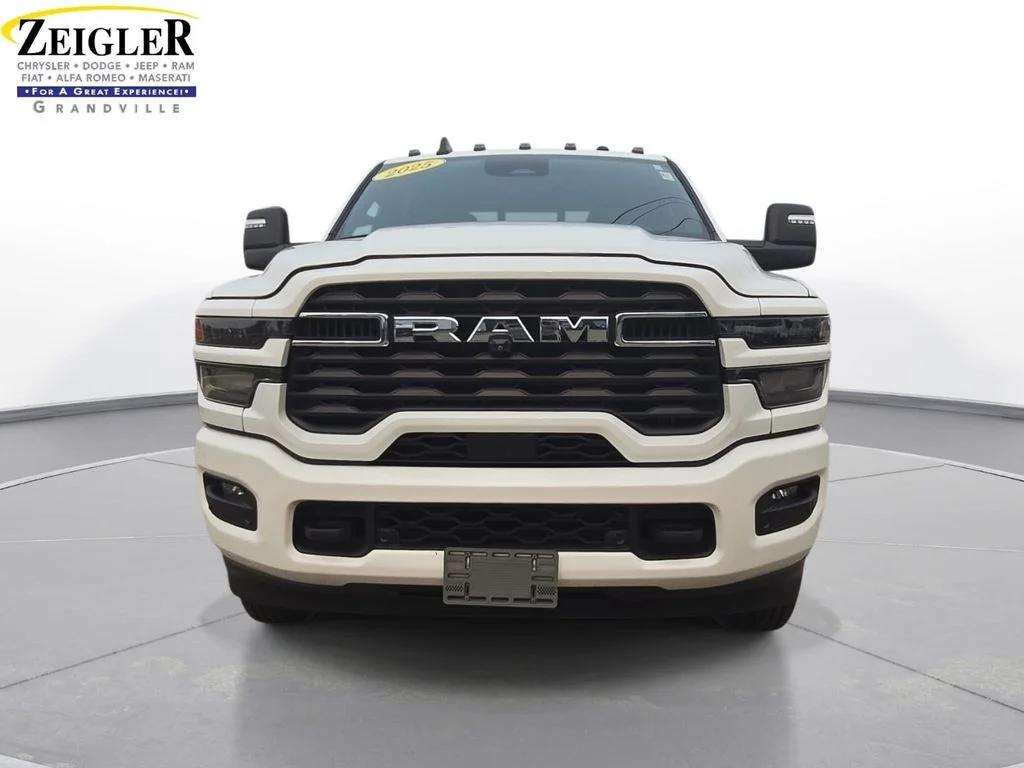 Used 2025 White Ram Big Horn image 2