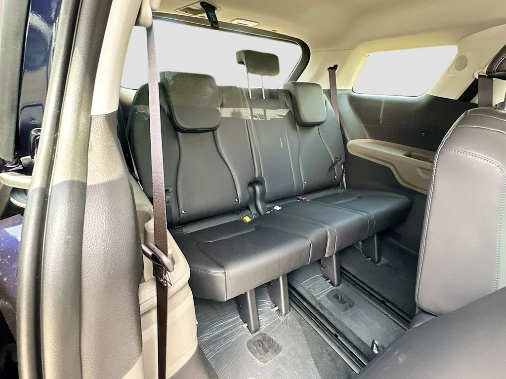 New 2026 Deep Chroma Blue Kia LXS image 27