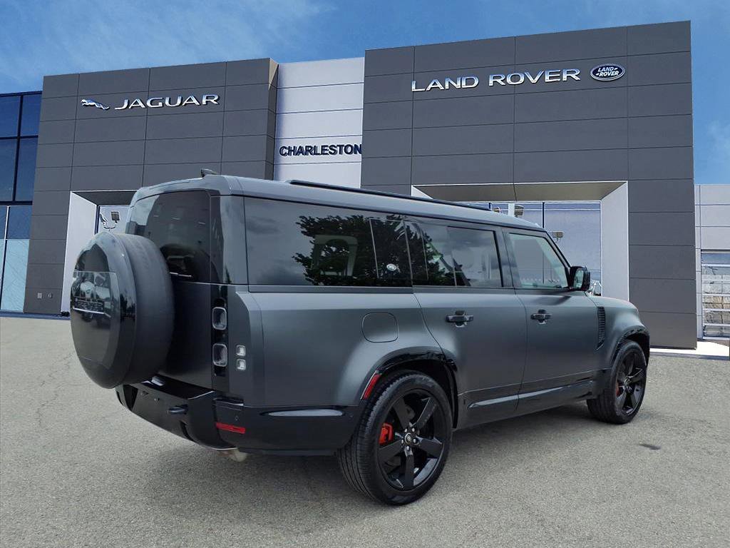 Certified Used 2024 Carpathian Grey Premium Metallic Land Rover X image 5