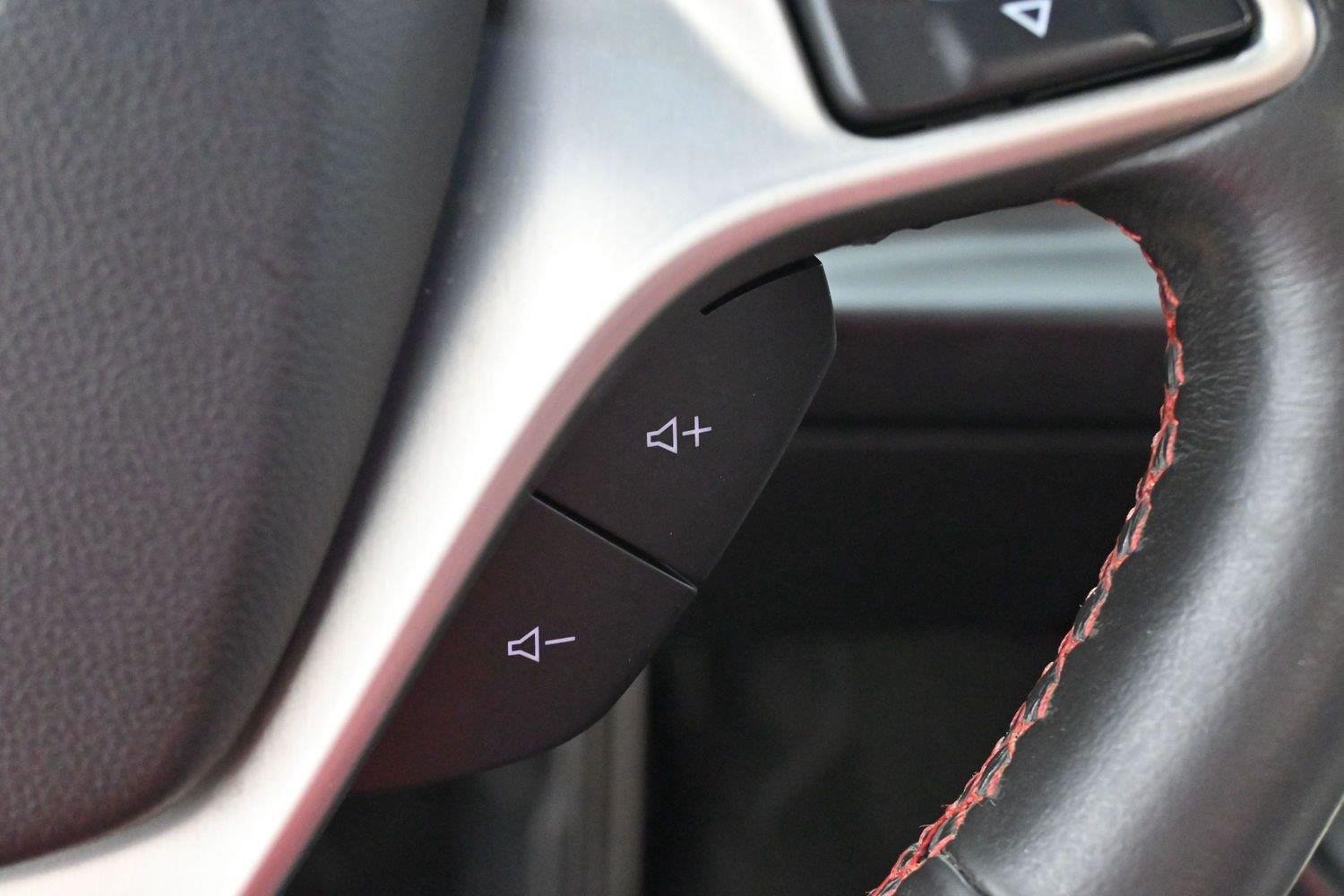 Used 2016 Black Chevrolet 3LT image 21