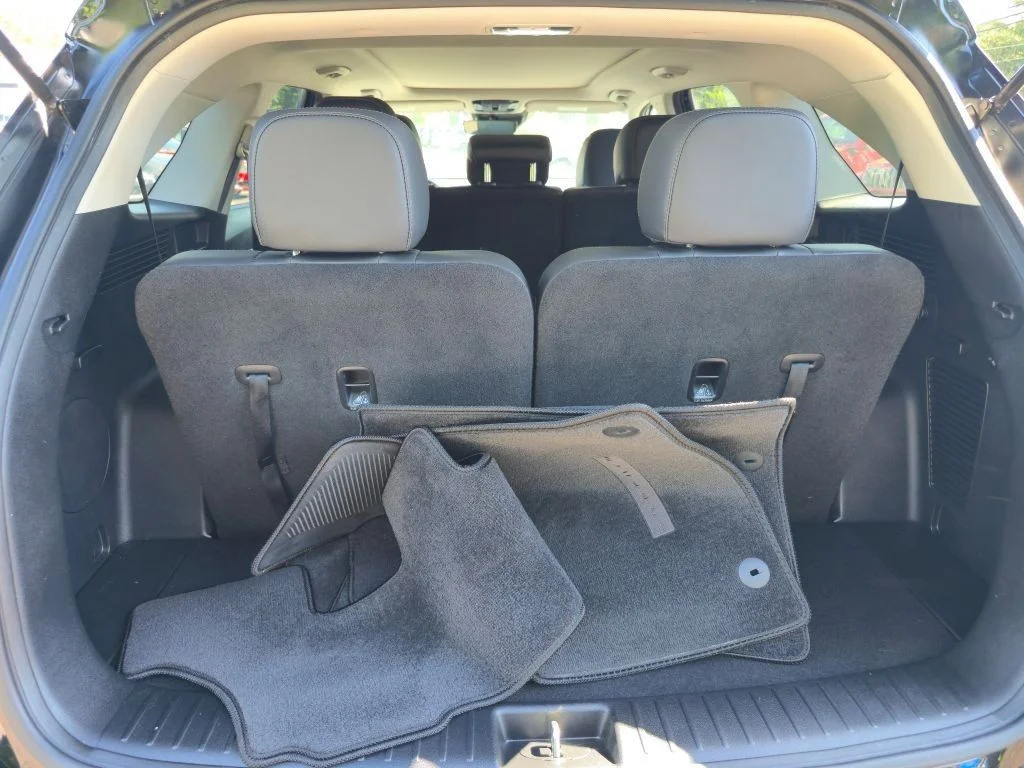 Used 2024 Ebony Black Kia S FWD image 6
