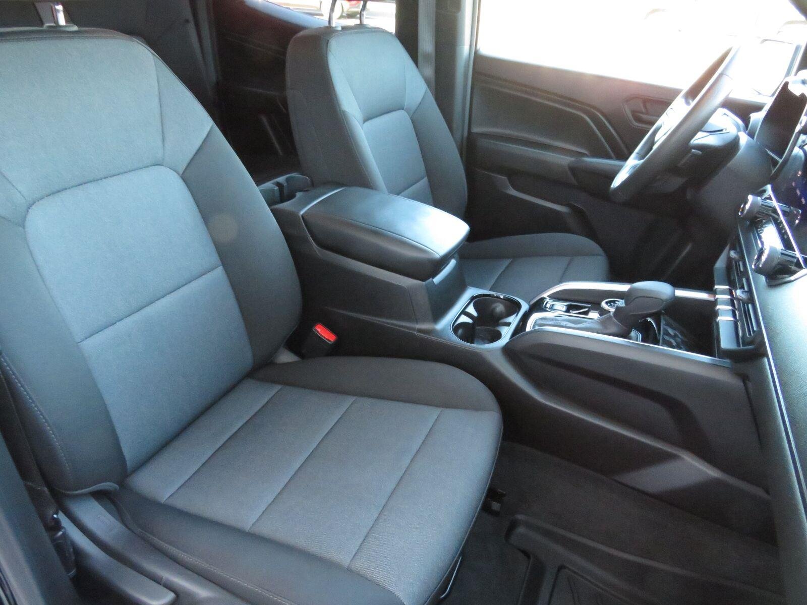 Used 2025 Black Chevrolet 4WD Trail Boss image 24