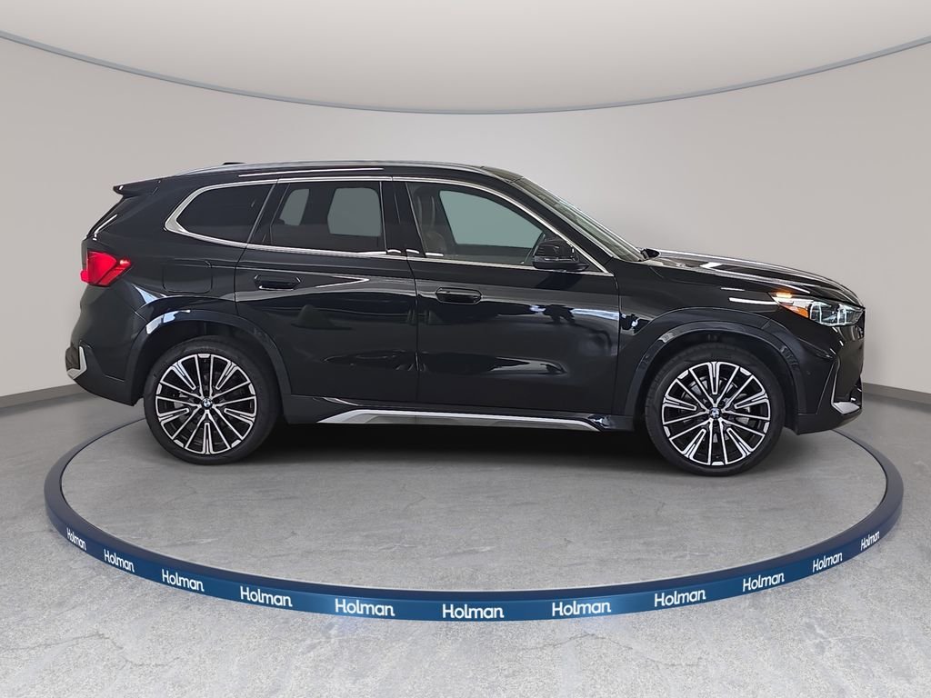 Used 2026 Black Sapphire Metallic BMW xDrive28i image 6