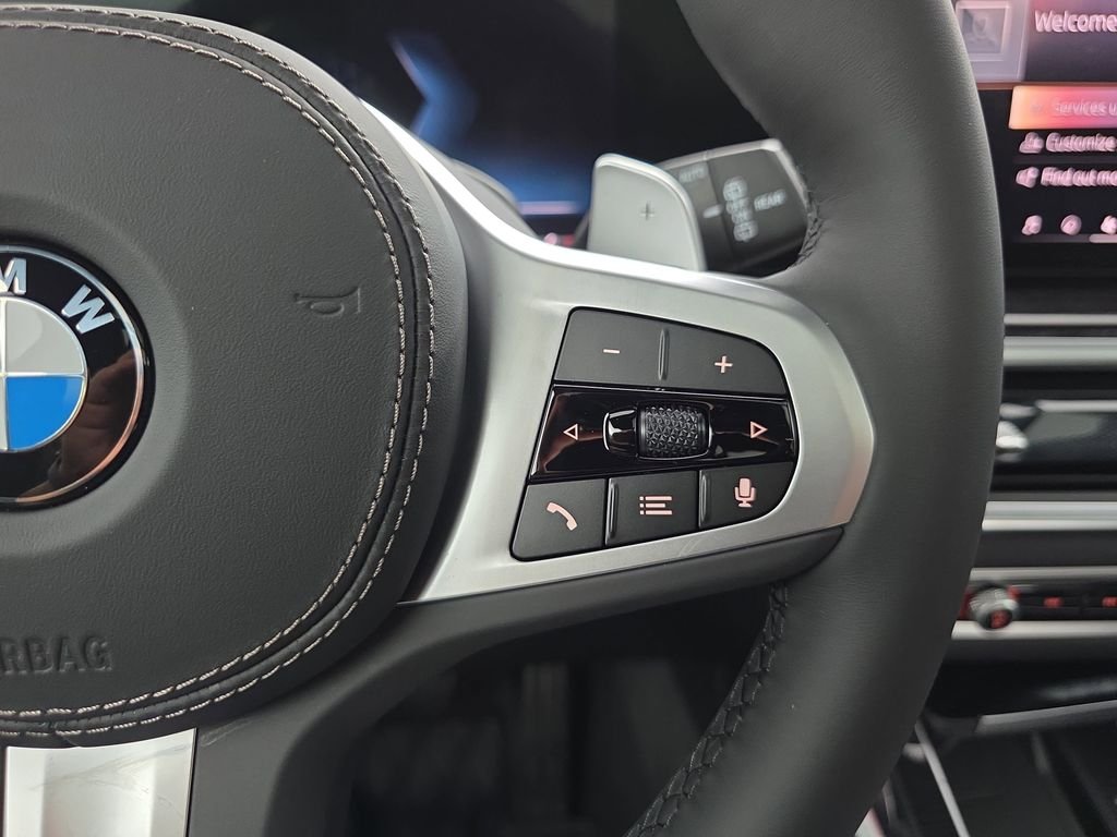 New 2026 Alpine White BMW xDrive40i image 18