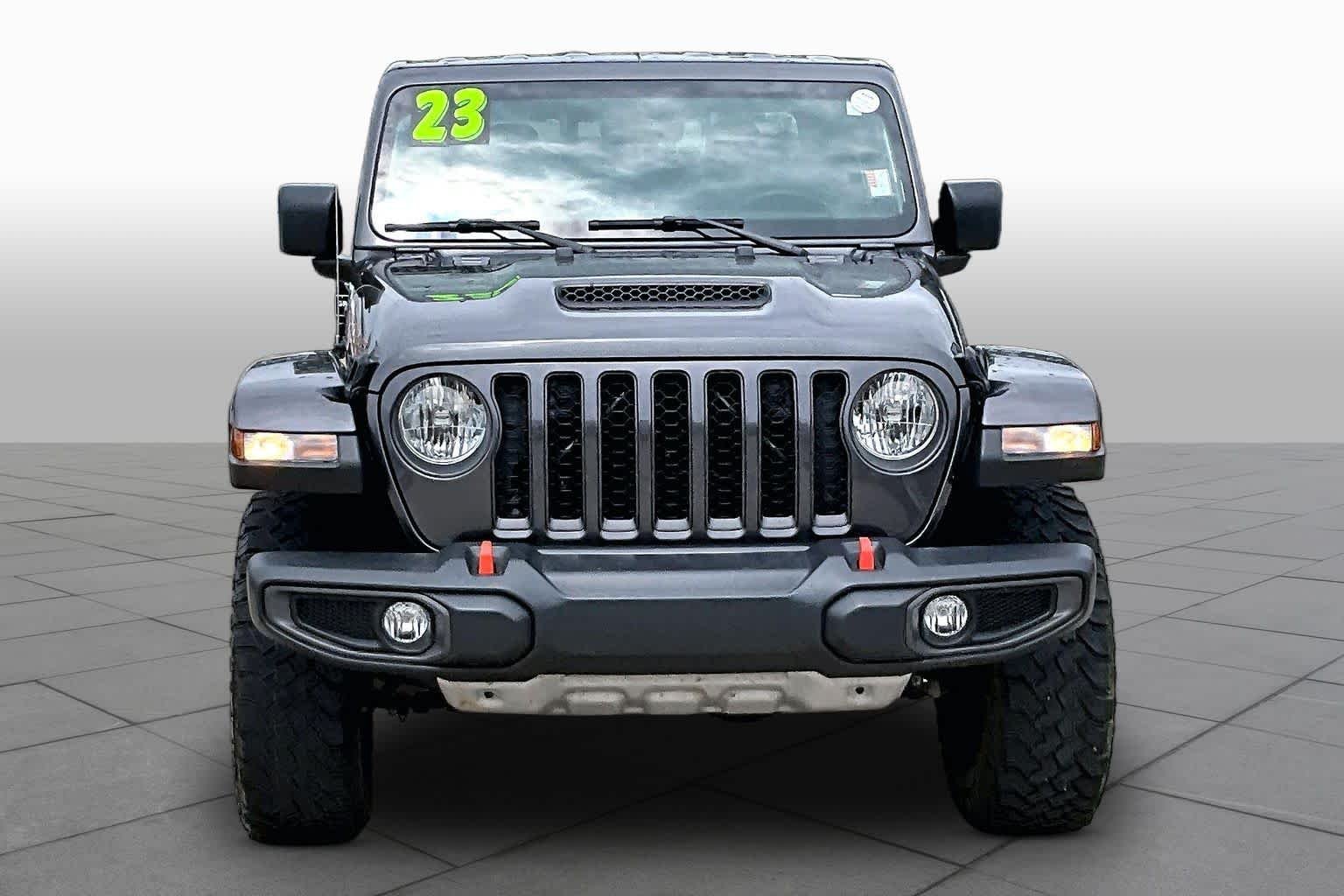 Used 2023 Granite Crystal Metallic Clearcoat Jeep Mojave image 4