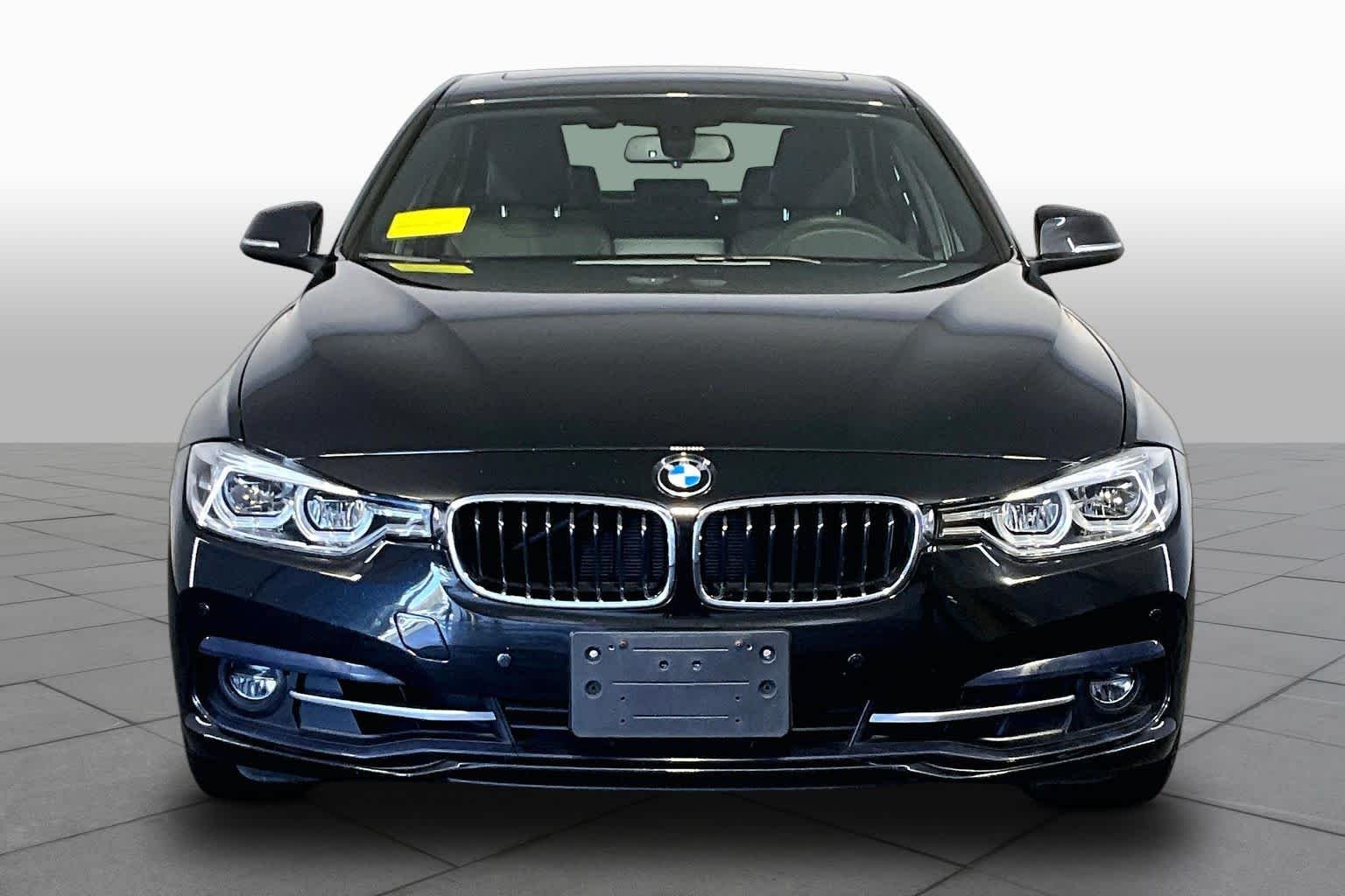 Used 2018 Black Sapphire Metallic BMW 330i xDrive image 4