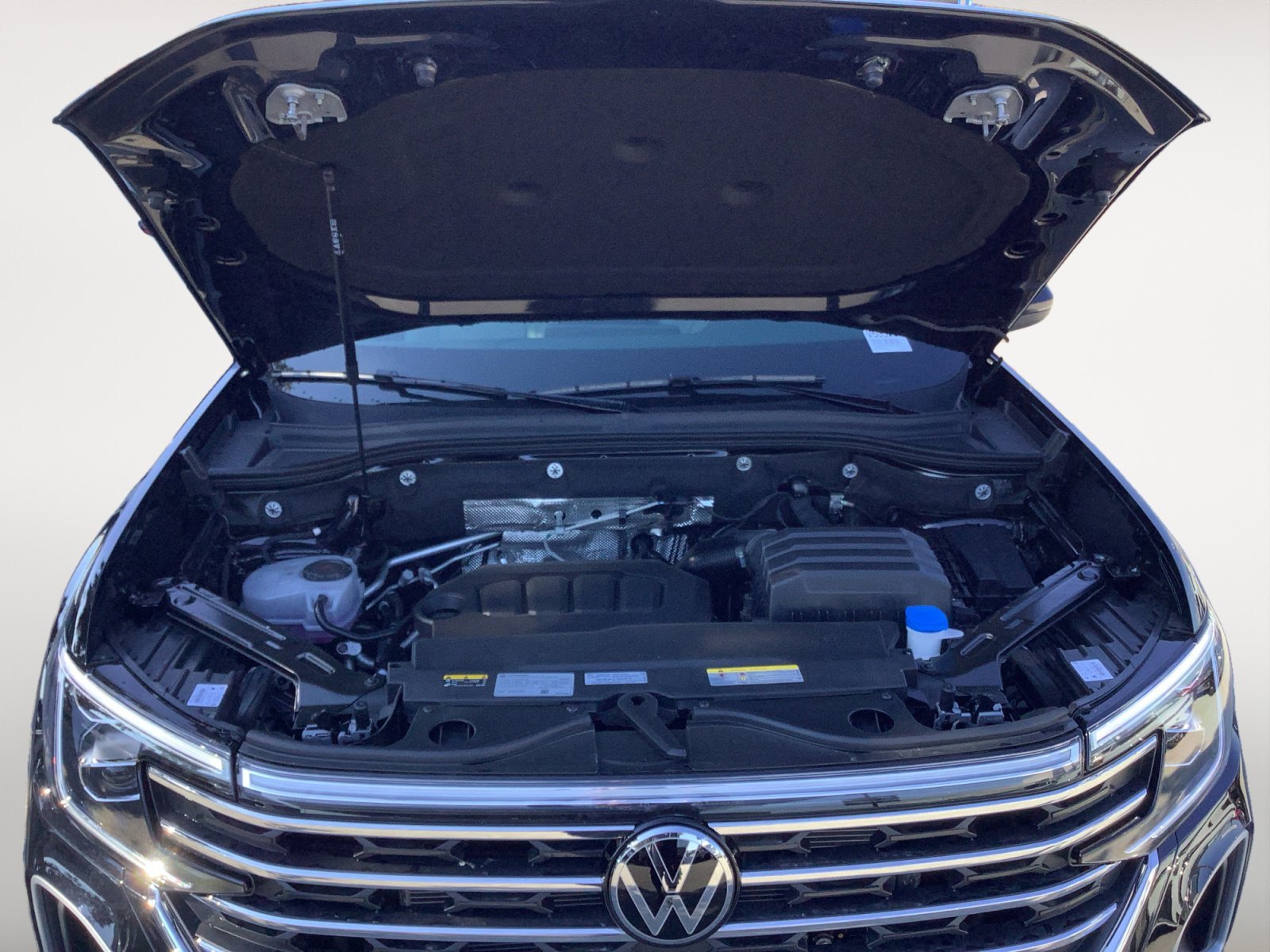 New 2026 Deep Black Pearl Volkswagen 2.0T SE w/Technology image 12