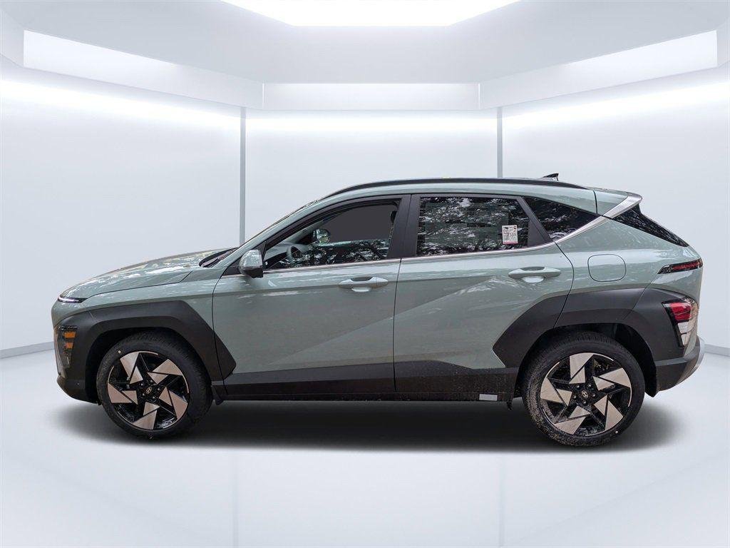 New 2026 Green Hyundai Limited FWD image 5