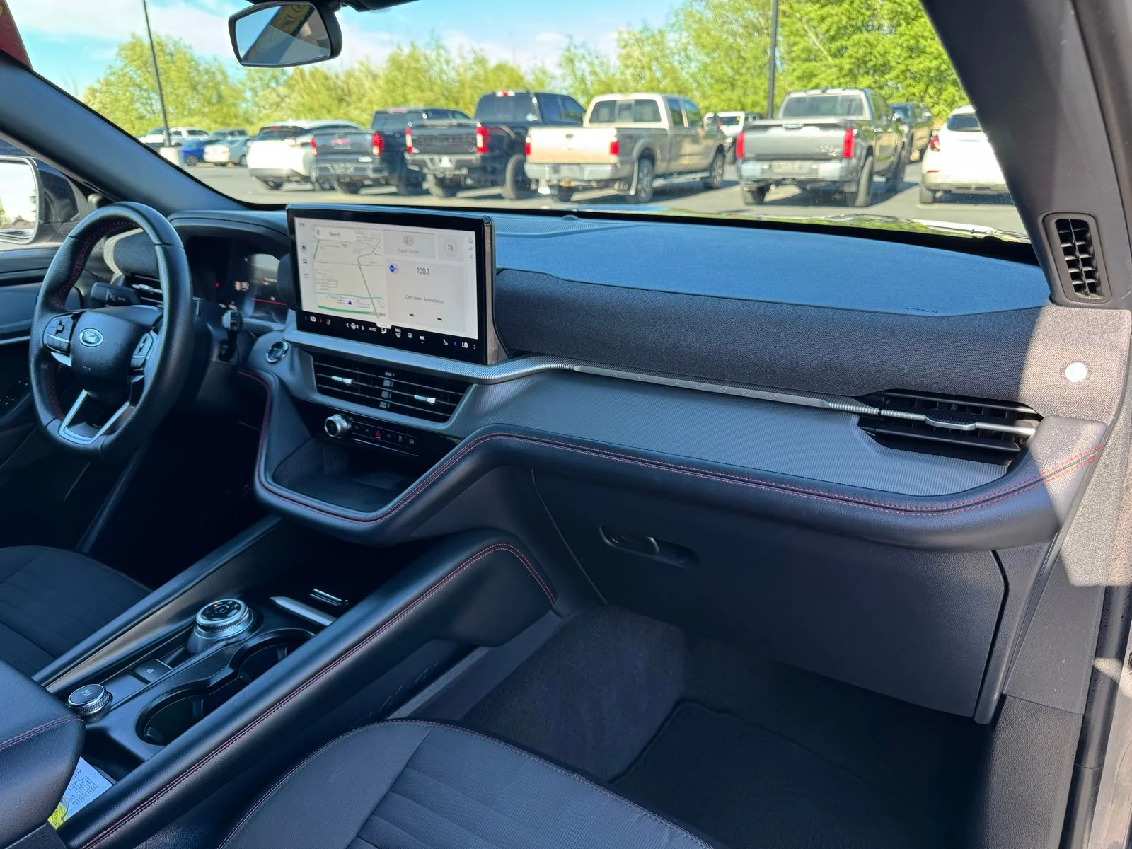 Used 2025 Gray Ford ST-Line image 37