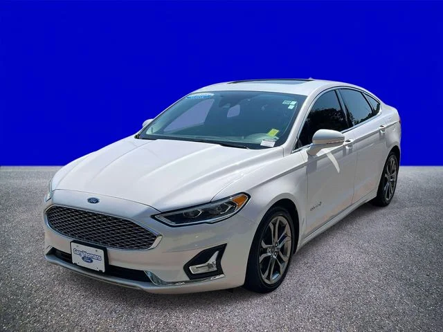 Certified Used 2019 White Platinum Clearcoat Metallic Ford Titanium image 7