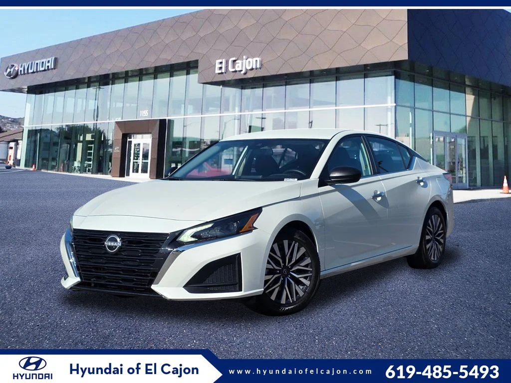 2025 Nissan Altima 2.5 SV's photo